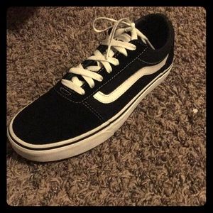 Black/White old school vans